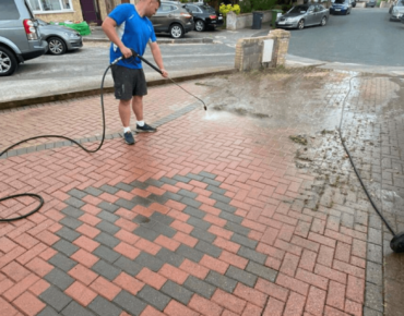 drive way cleaning pic
